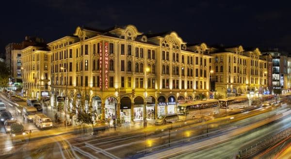 CROWN PLAZA OLD CITY OTEL